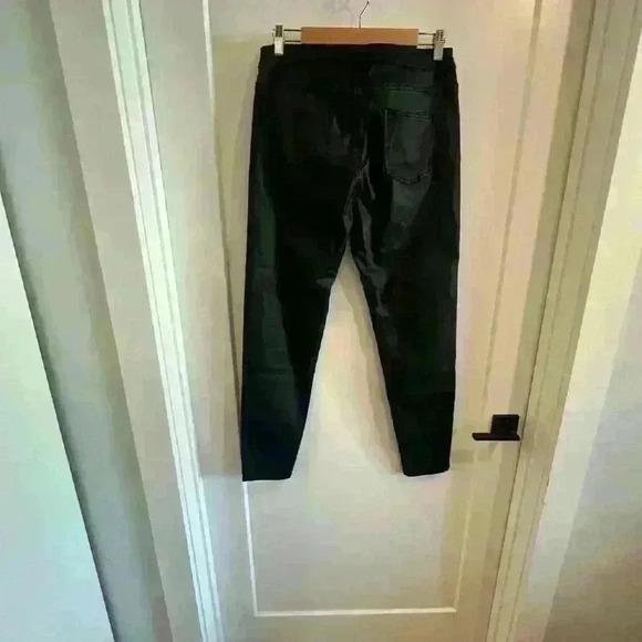 Petal and pup shiny pants - Picture 2 of 7